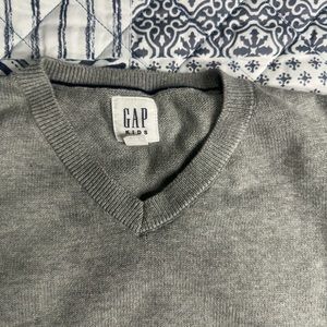Gap , boys size large sweater